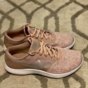 Women’s Nike Flex Contact